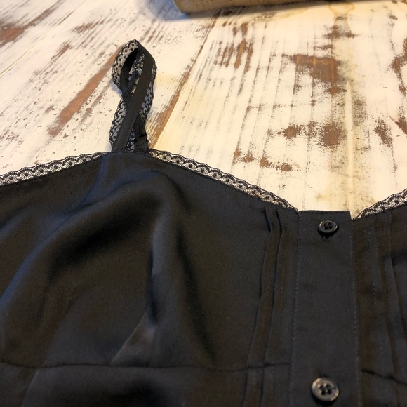 Ann Taylor LOFT black top - Picture 4 of 4